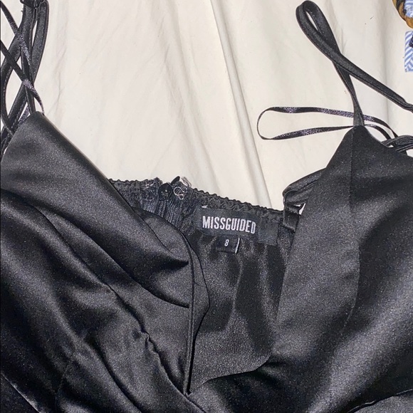 🔆🔅Adorable Missguided Black Cocktail Dress🔅🔆 - Picture 2 of 2
